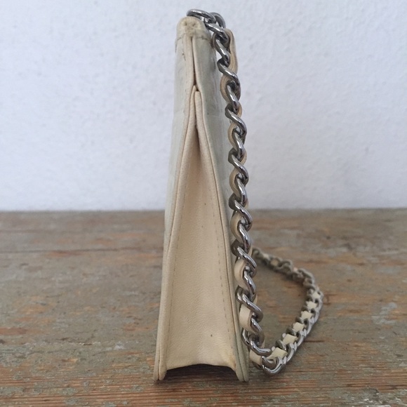 Chanel Precious Symbols Chain Bag - Picture 4 of 8